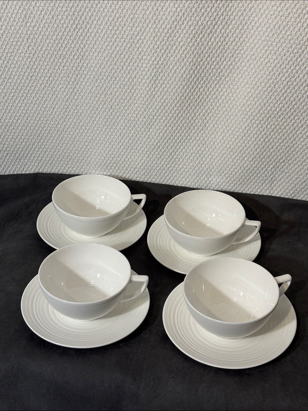 Jasper Conran & Wedgwood White Bone China 4 Cup & Saucer Set